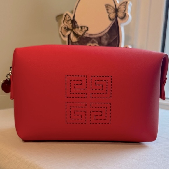 New in Box Givenchy Women's Cosmetic Bag Great Gift! - Picture 1 of 9